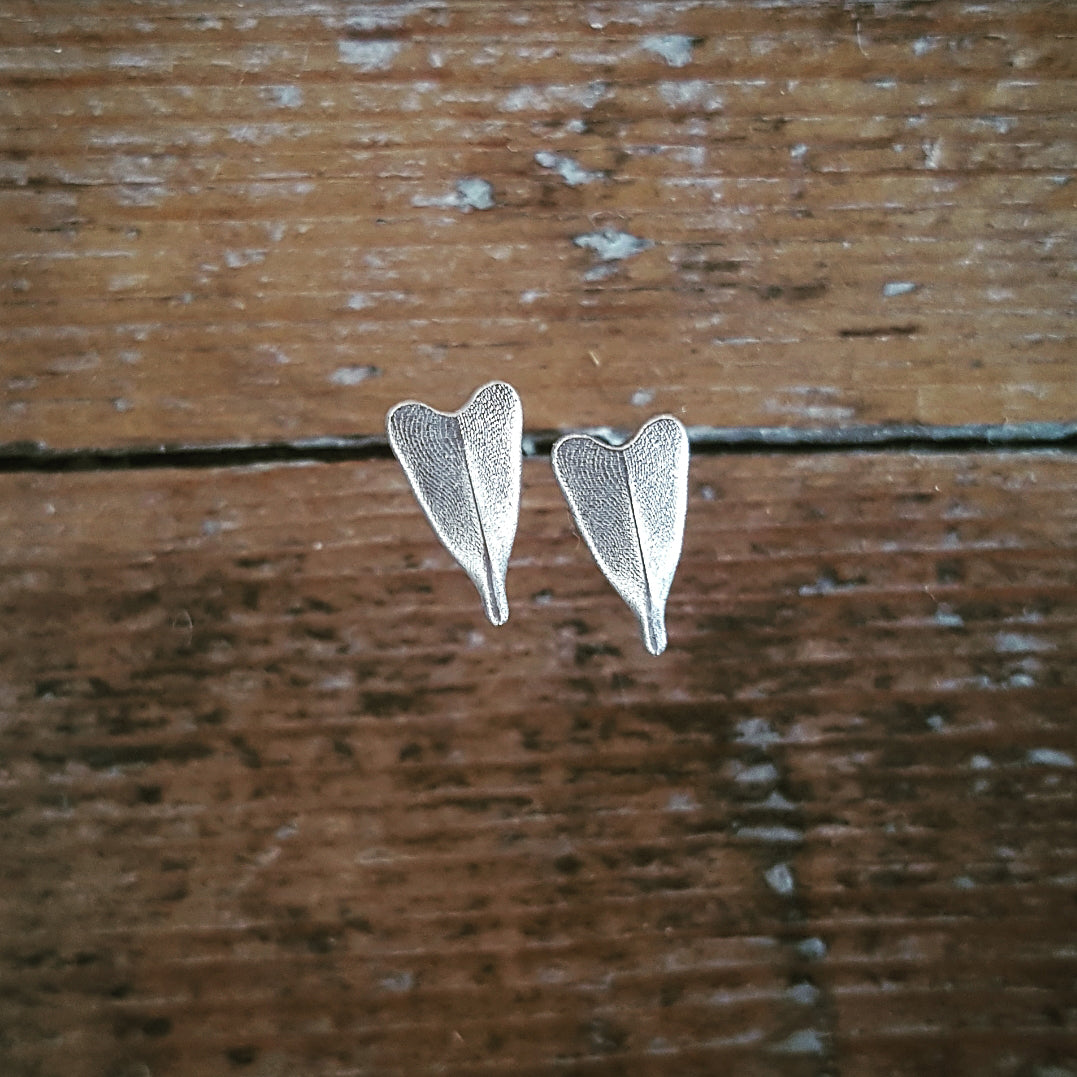 Silver shepherds Purse seedpod studs