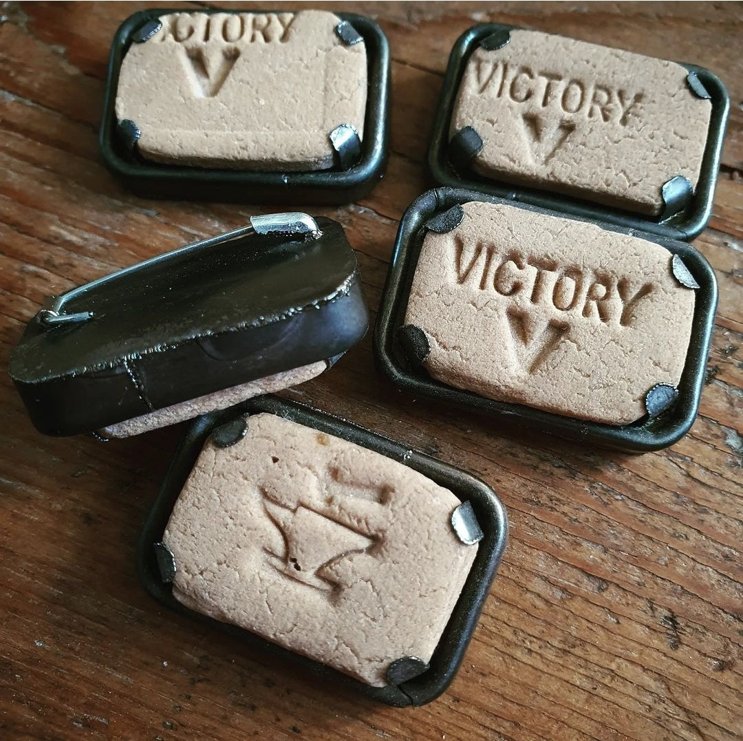 Flavour - Brooches with Lozenges