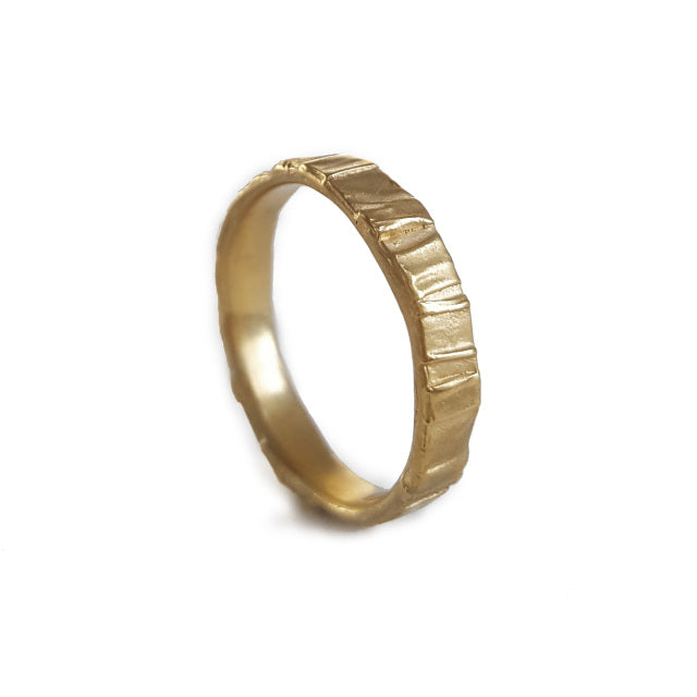 Flat creased ring